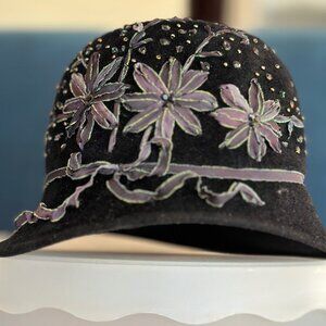 Louise Green Cloche velour finished black felt hat